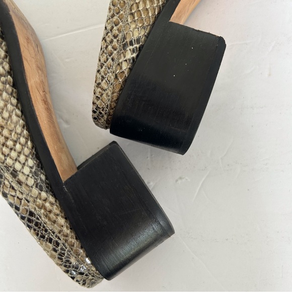 STUART WEITZMAN SNAKESKIN LEATHER MULES. LOGS SLIP ONS SIZE 8.5 - Picture 12 of 16